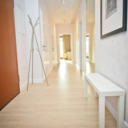 Luxury Grand Neptun Park * Гданьск