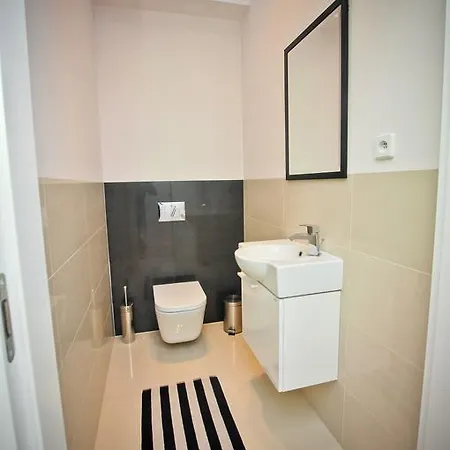 Luxury Grand Neptun Park Apartment *