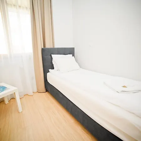 Апартаменты Luxury Grand Neptun Park